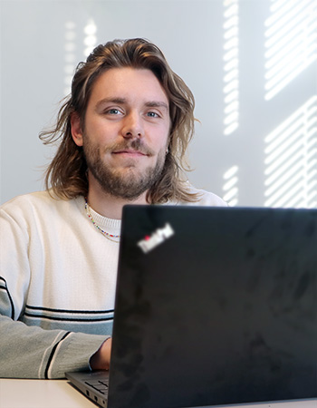 Ludo Pfaff, data scientist at New Momentum.